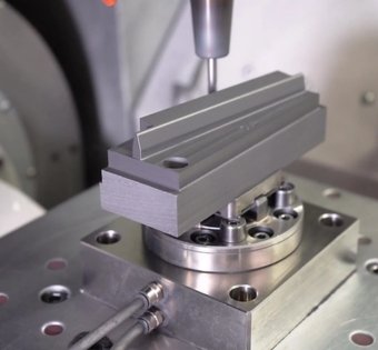 Kundenspezifische Werkzeuge und Prototyping